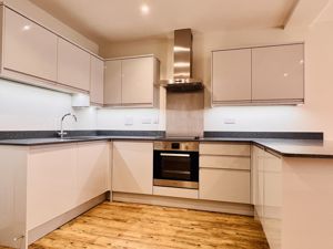 Kitchen- click for photo gallery